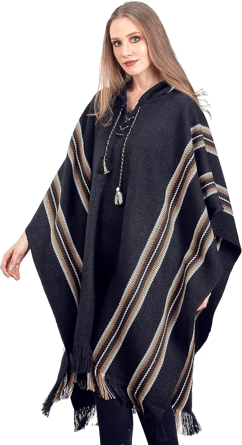 Alpaca Hooded Poncho for Women - Warm and soft - Cloak Cape Shawl