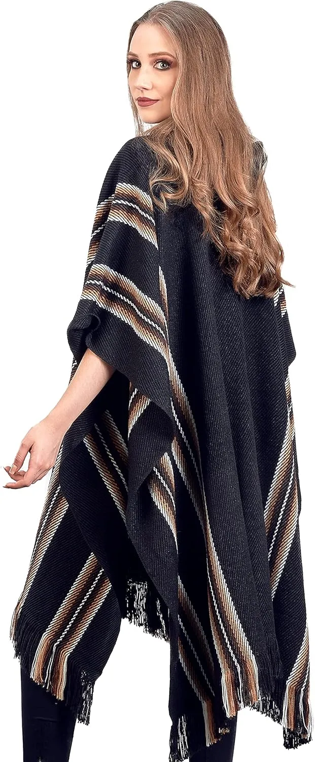 Alpaca Hooded Poncho for Women - Warm and soft - Cloak Cape Shawl