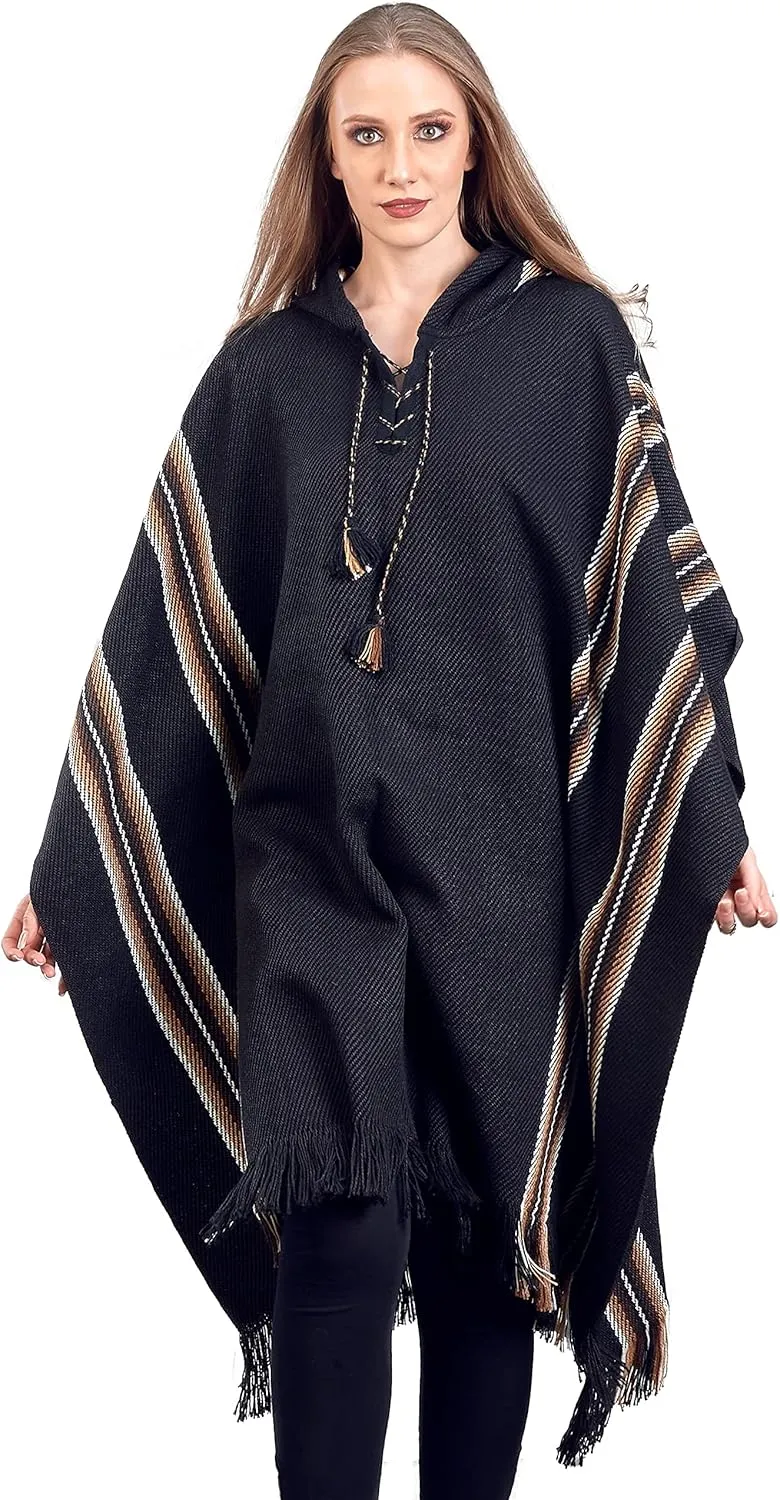 Alpaca Hooded Poncho for Women - Warm and soft - Cloak Cape Shawl