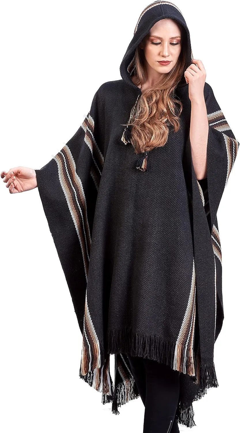 Alpaca Hooded Poncho for Women - Warm and soft - Cloak Cape Shawl