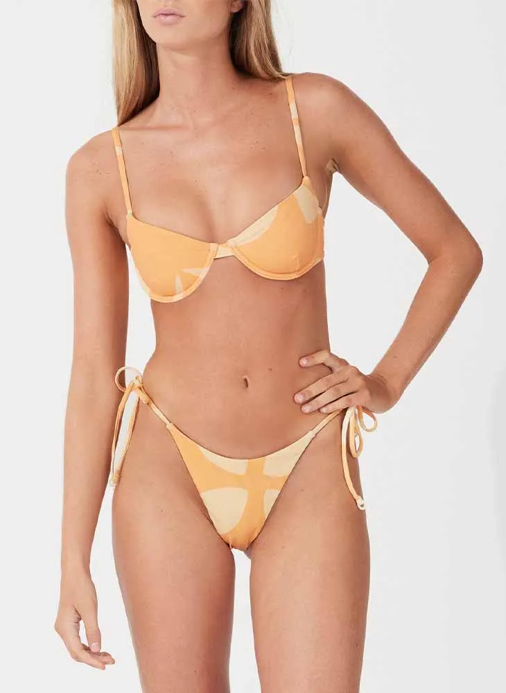 Balconette Top & Retro Tie Curve Brief