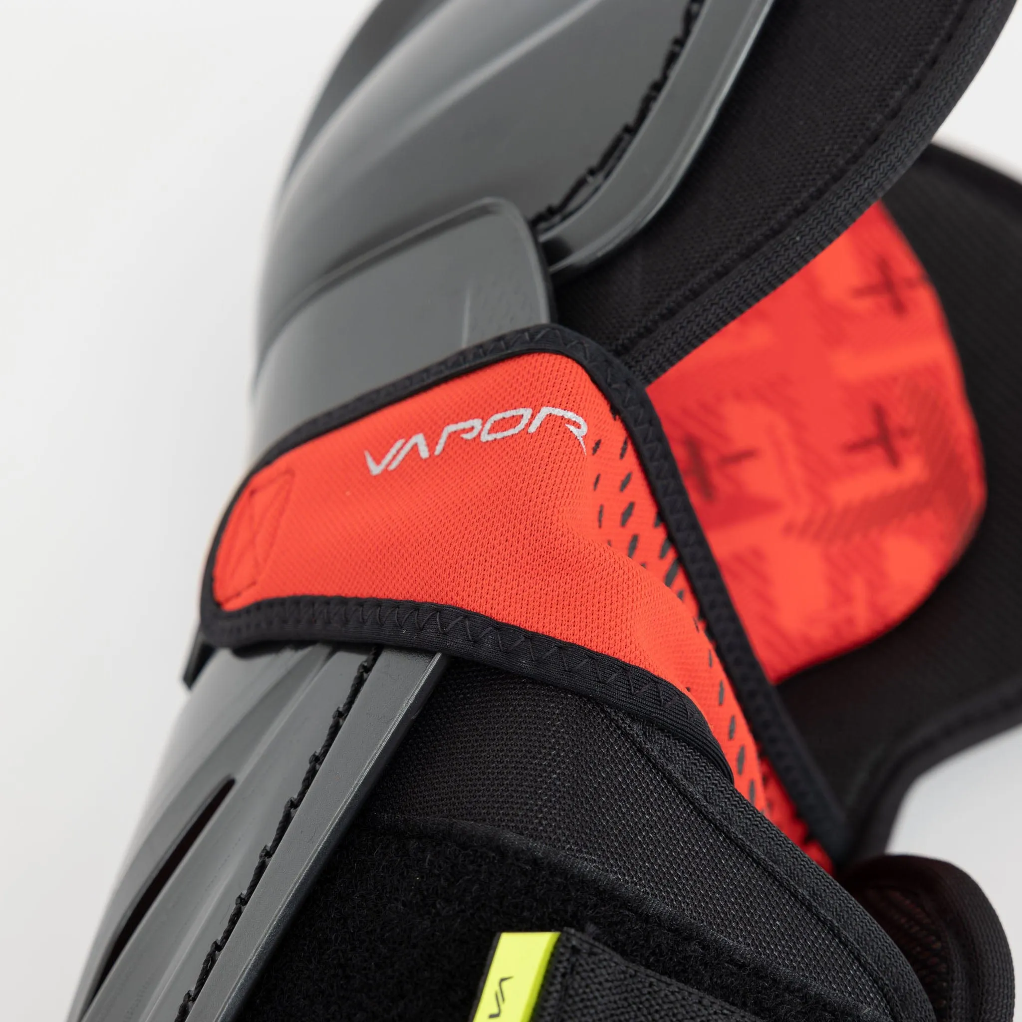Bauer Vapor Velocity Intermediate Hockey Shin Guards