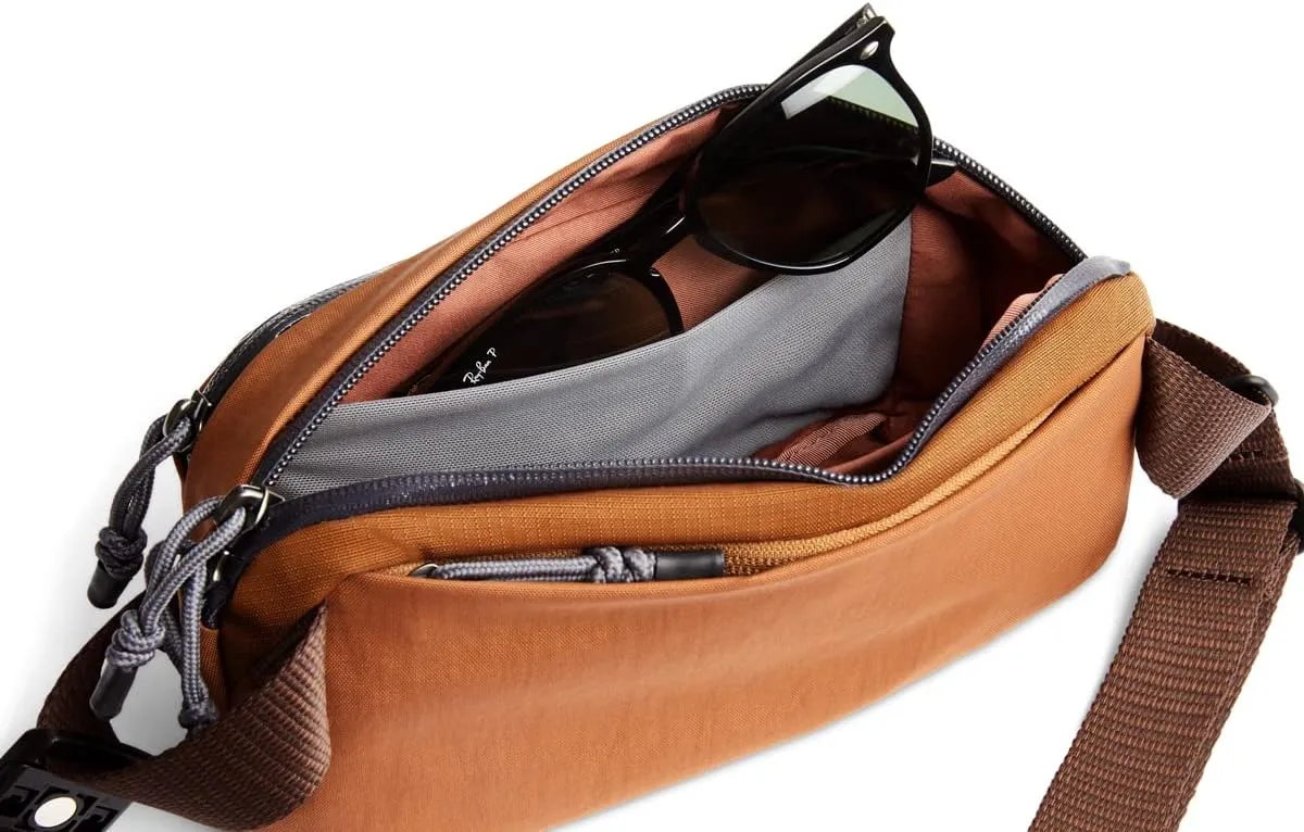 Bellroy Venture Ready Sling 2.5L, Unisex Crossbody Bag, Water-resistant Materials, Perfect for Travel