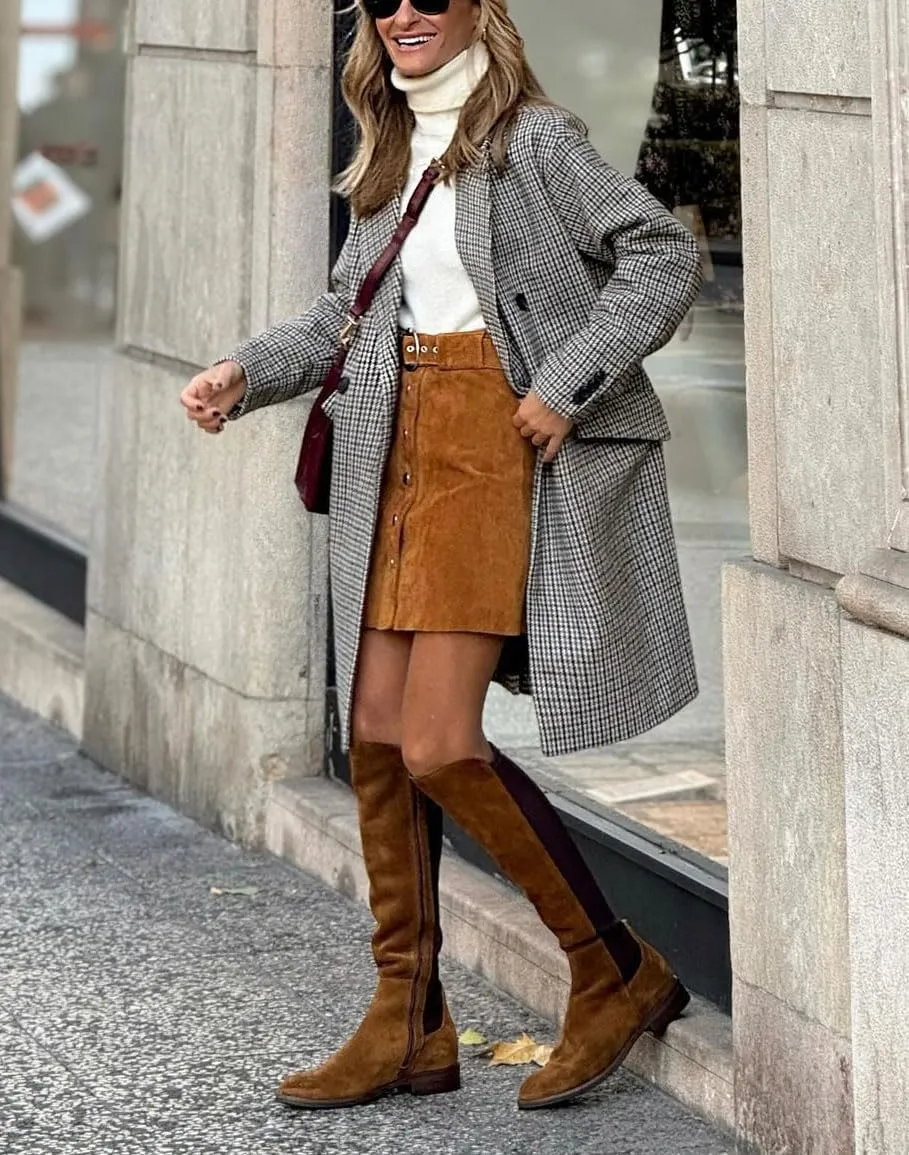 chouyatou Women's Elegant Plaid Long Wool Coat Double Breasted Lapel Wool Blend Trench Pea Coat with Pockets