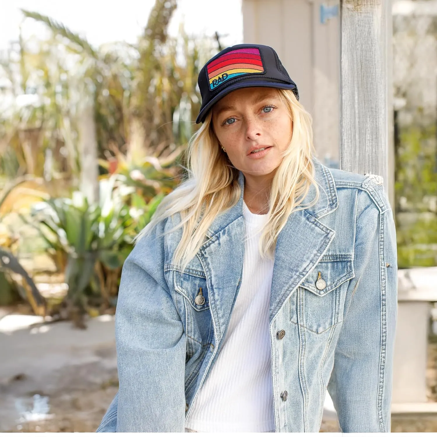 Friday Feelin' Trucker Hat Women Men Baseball Caps American Baseball Hats Womens USA Trucker Hats All Season - One Size