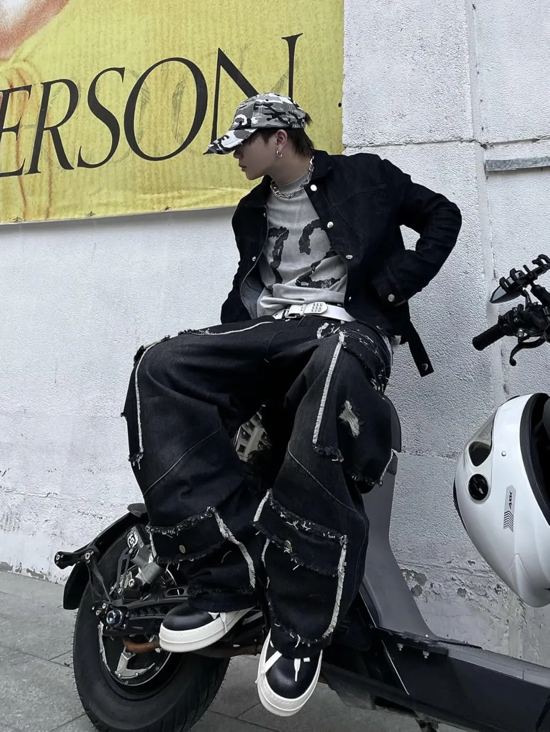 Mens Baggy Jeans Goth Steampunk Y2k Wide Leg Denim Pants with Cargo Pockets Skater Streetwear Punk Cargo Pants Trousers