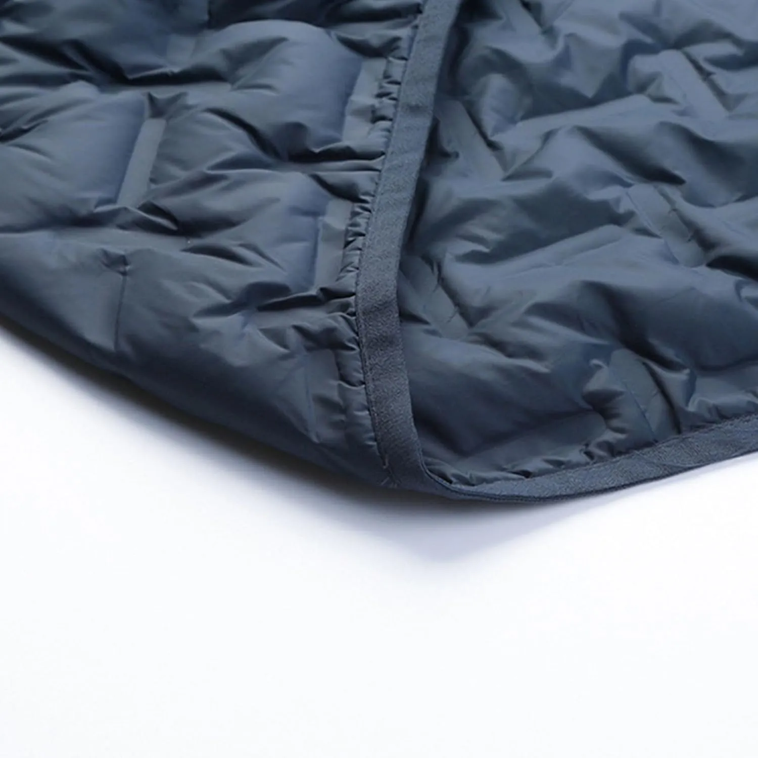 Men's Diamond Quilted Hooded Puffer Down Jacket Lightweight Packable Puffy Waterproof Winter Business Travel Coat