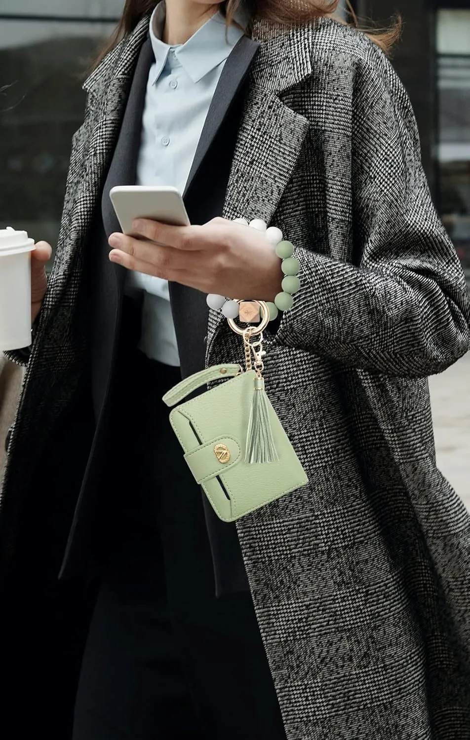 Multi-Purpose Wallet High Capacity Card Holder Zipper Coin Purse with Wristlet Bracelet Keychain Silicone Beaded Bangle Key Ring