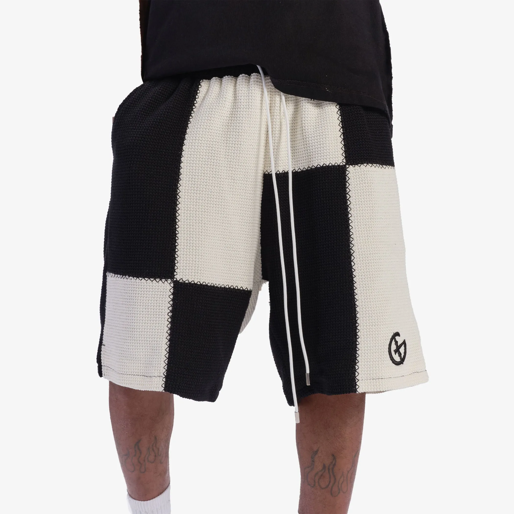 "Dopamine" Knitted Shorts (black/cream)