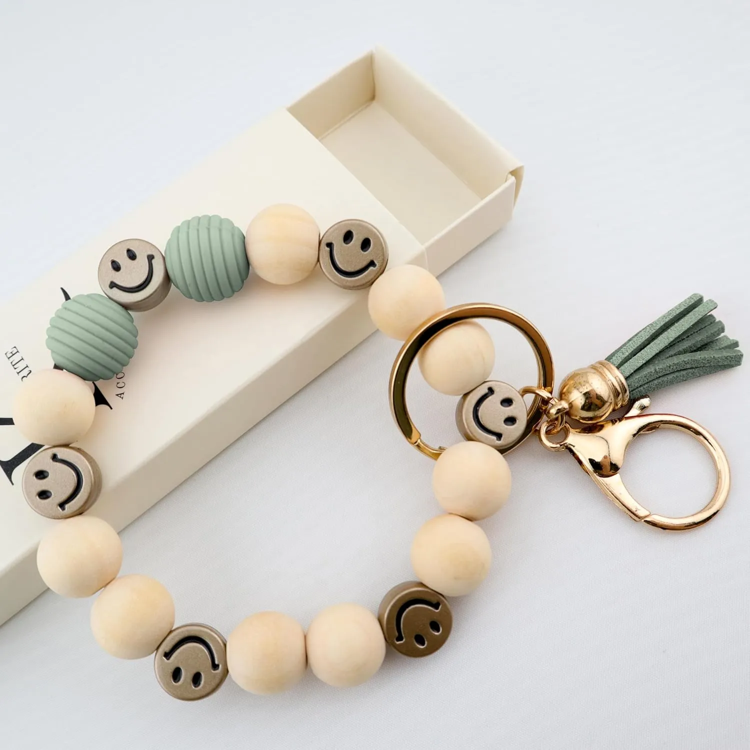 Tassel Smile Key Chain Bracelet for Women Wooden Happy Faces Beaded Key Chain Wristlet Keychain for Car Keys