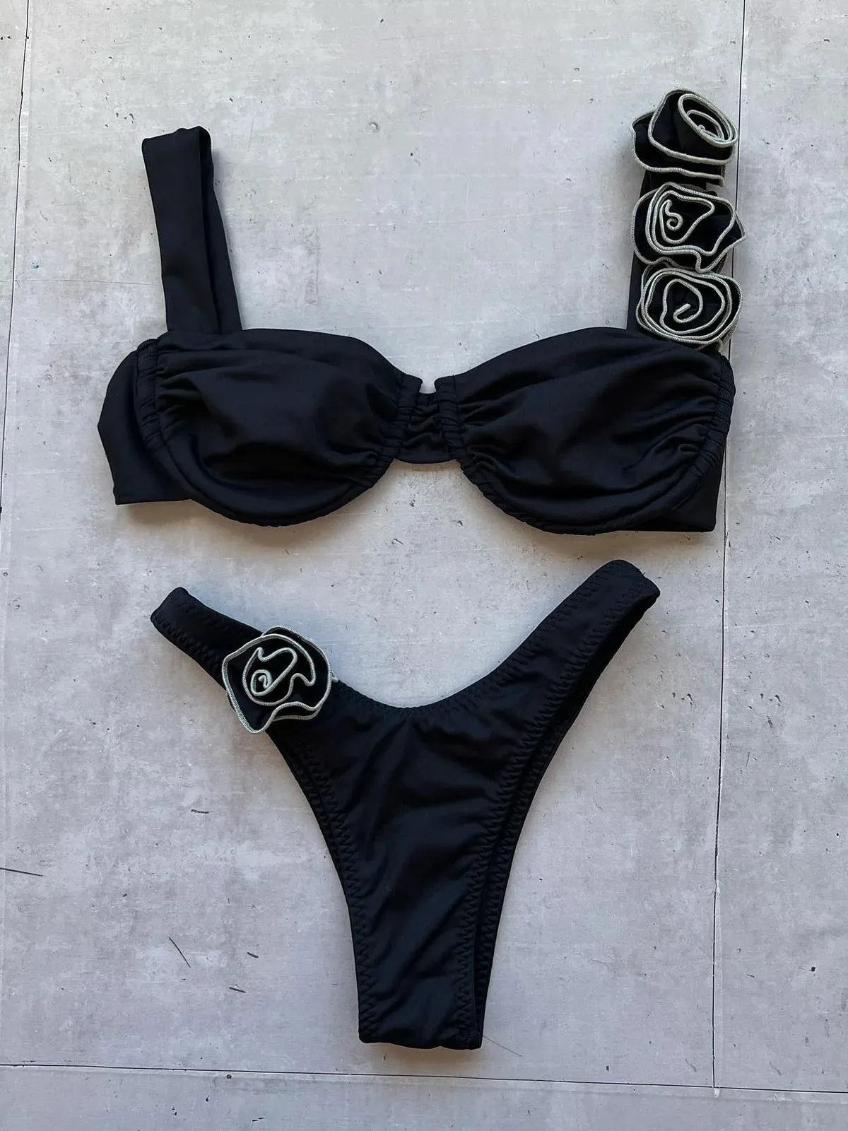 Trend4us Women's Elegant Rose Embellished Bikini Set