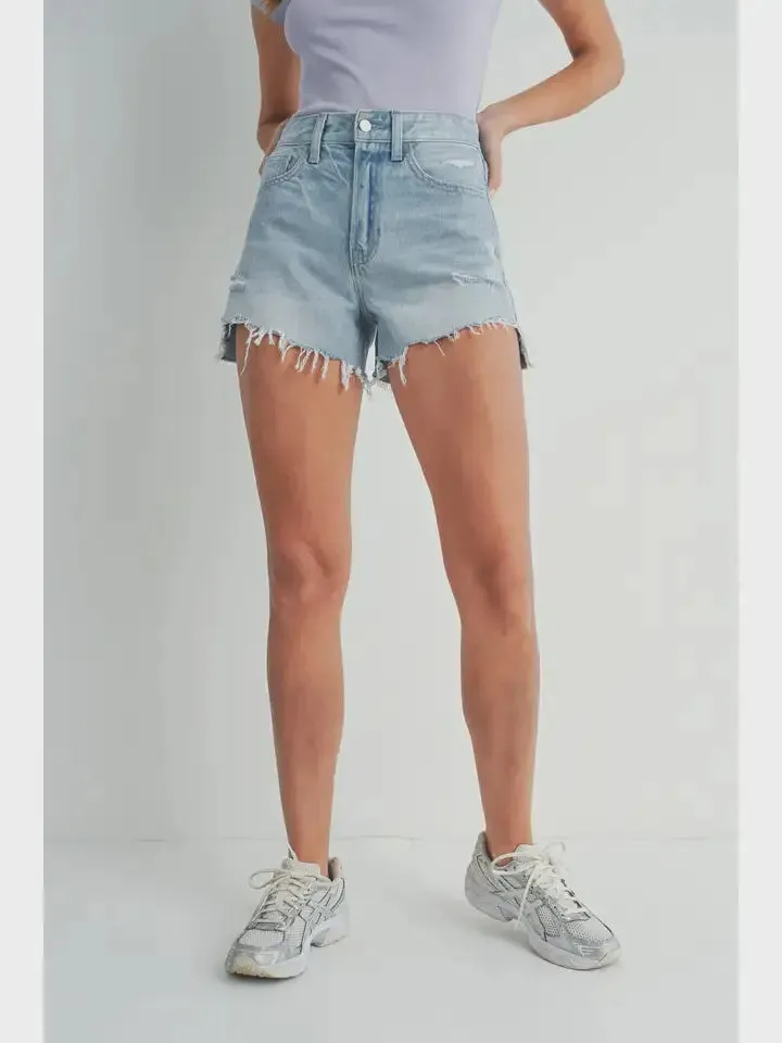 VINTAGE FRAYED HEM SHORT DENIM