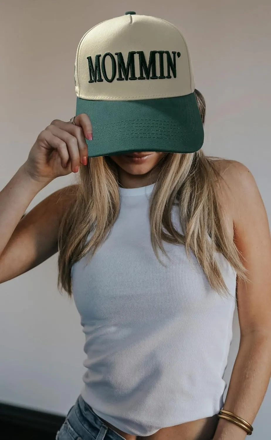Womens Baseball Caps Casual Mommin Embroidery Letters Trucker Hat Adjustable Ponytail Baseball Hat for Streetwear