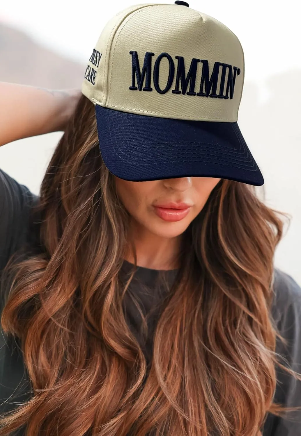 Womens Baseball Caps Casual Mommin Embroidery Letters Trucker Hat Adjustable Ponytail Baseball Hat for Streetwear