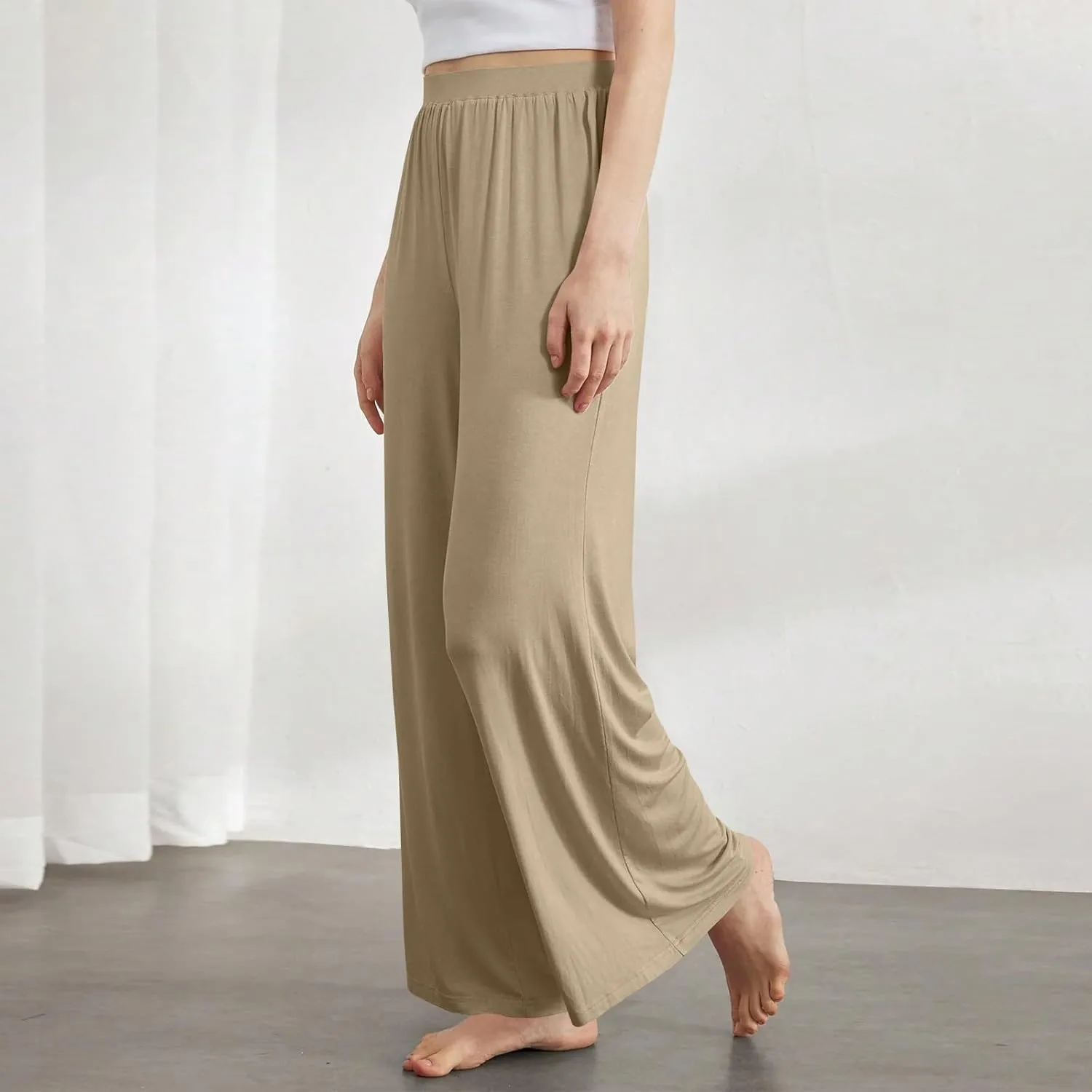 Women's Summer Pants Wide Leg Long High Waisted Pants Lightweight Pleated Pull On Vacation Trousers with Pockets