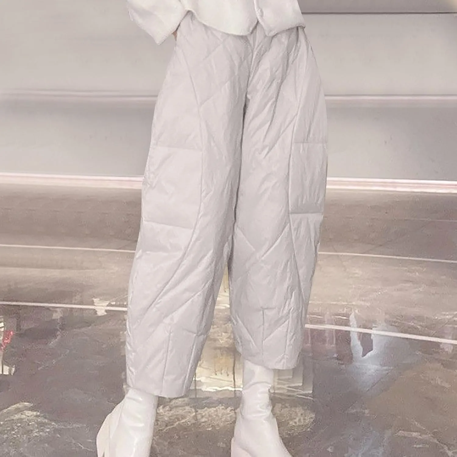 Womens Winter Down Pants Warm Lightweight Plus Size Wide Leg Puffer Pants Baggy Quilted Pants with Pockets