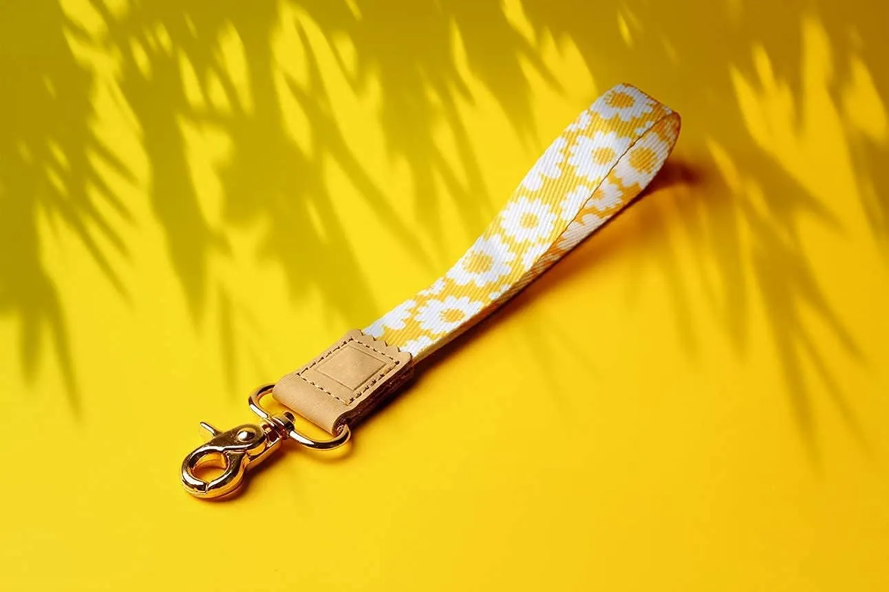 Yellow Floral Car Key Chain Wristlet for Women, Wrist Keychain Strap Womens Lanyard for Keys (Plumeria)